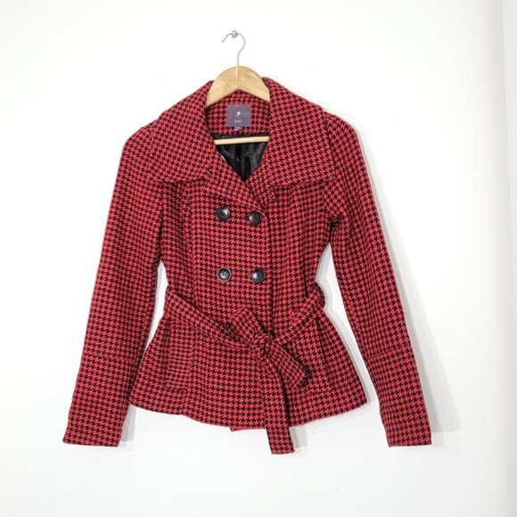 Forever 21 Jackets & Blazers - XXI Red Houndstooth Classic Tie Waist Double Breasted Jacket Size Small
